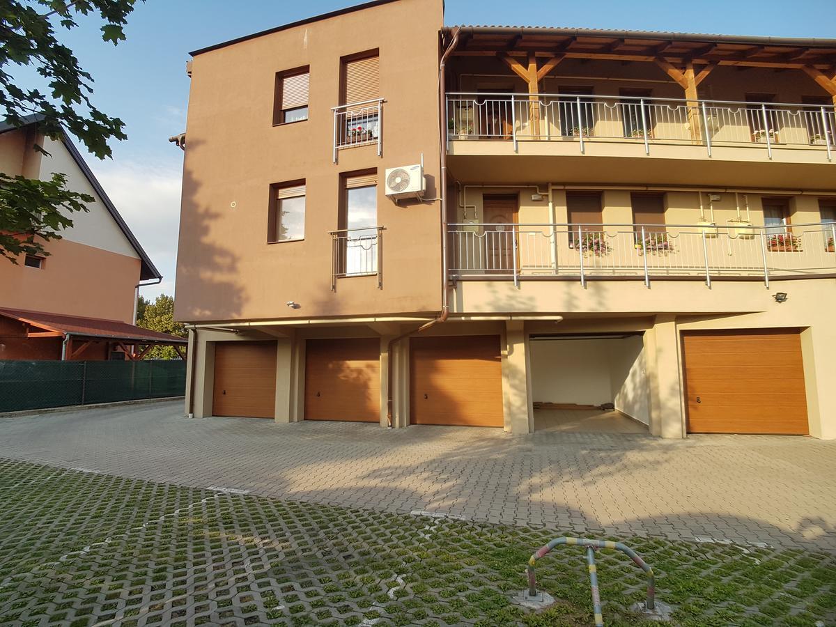 Dorci Apartman Keszthely Luaran gambar